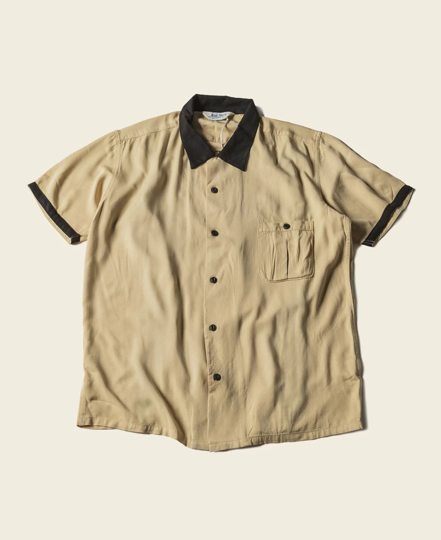 Bronson Men's Yellow Loose Fit Embroidered Bowling Shirt