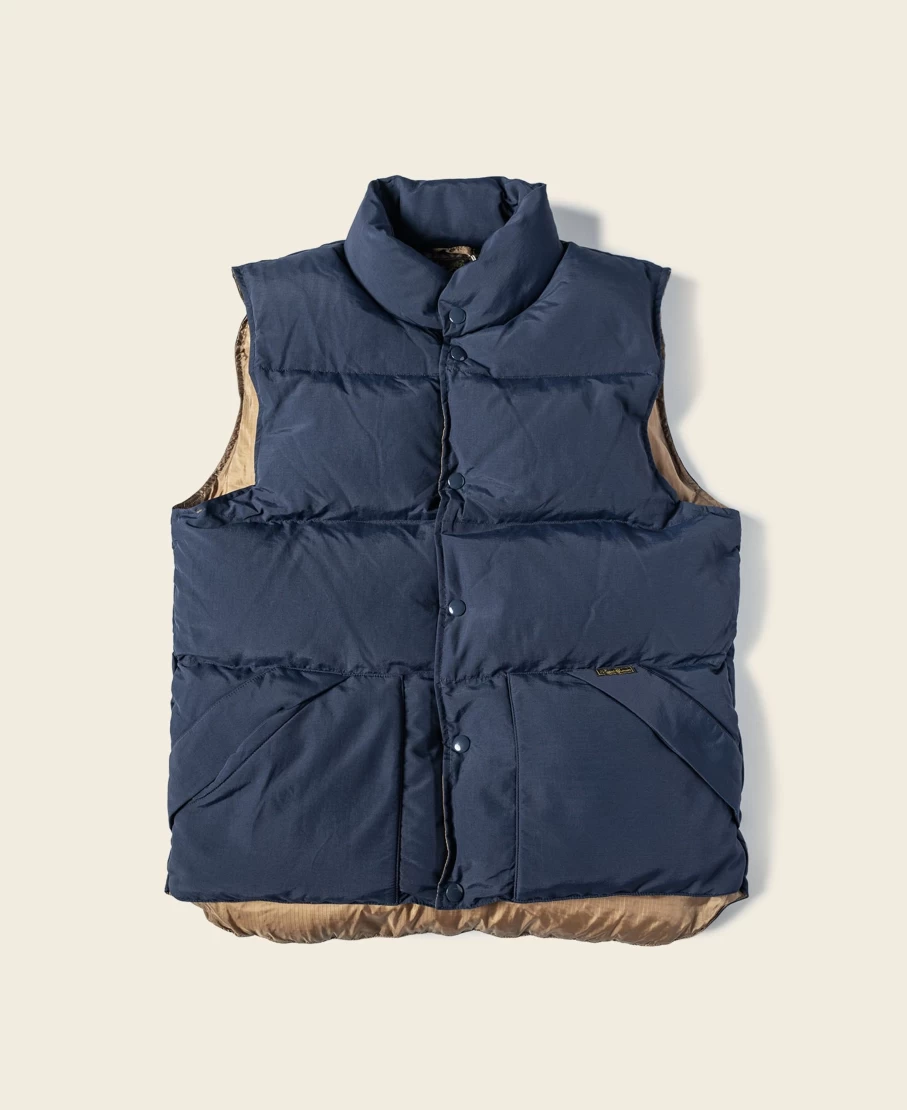 Bronson Men's Navy Rip-Stop Nylon Down Vest 1980s Vintage Trail Jacket